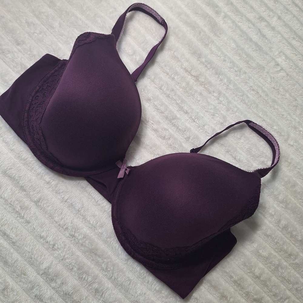 Victoria Secret Lined Perfect Coverage Underwire Tshirt Bra  38DD Purple Lace